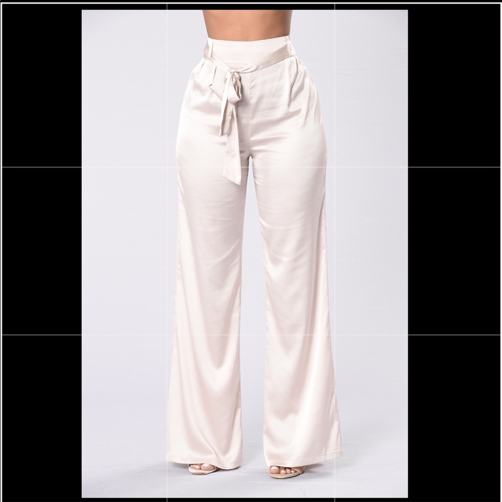 💛NWT SEXY FASHION NOVA BABY PANTS Champagne 💛
